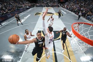 赛场上书写 赛场上书写