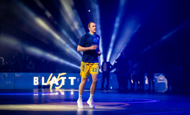 在主场迎战 在主场迎战